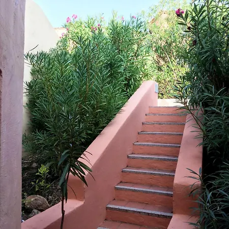 Apartamento Gli Oleandri Di Calarossa - 5m Walk To The Isola Rossa