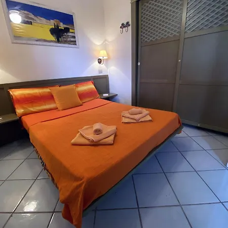 Apartmán Gli Oleandri Di Calarossa - 5m Walk To The Isola Rossa (Sassari)